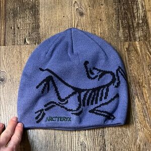 Arc'teryx Lavender Beanie with Black Logo